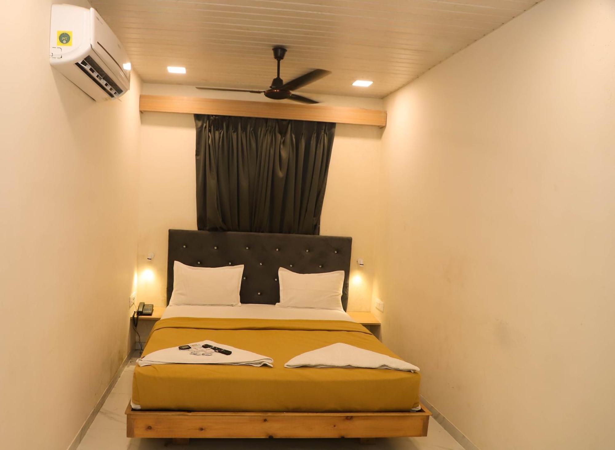 Hotel Arc Palace Bhiwandi Exterior foto